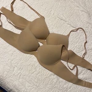 2 Victoria’s Secret push up bras